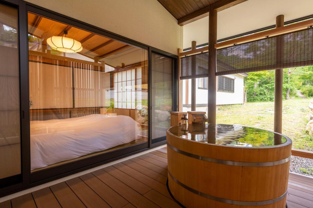 Yukemuri No Yado Inazumi Onsen Yuzawa  Exterior photo